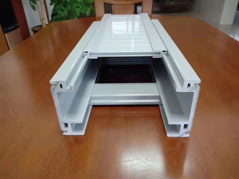 高分子电缆桥架