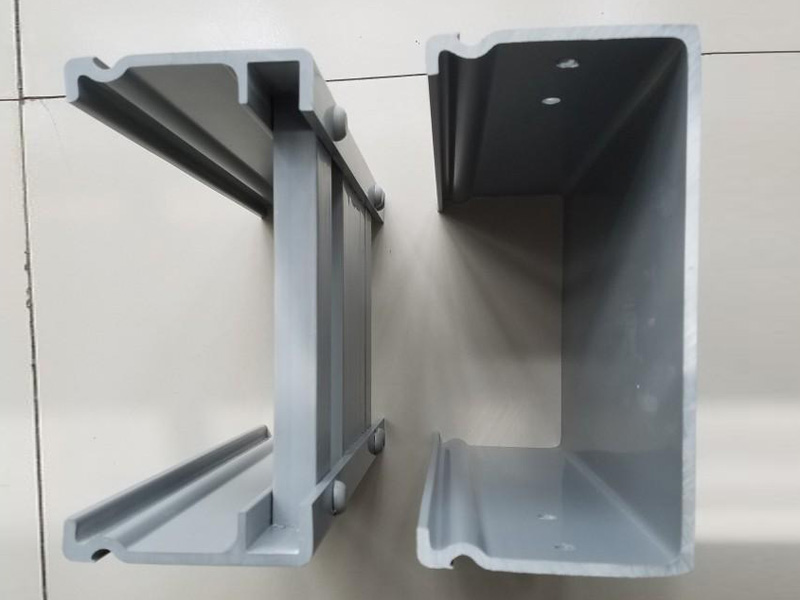 高分子电缆桥架