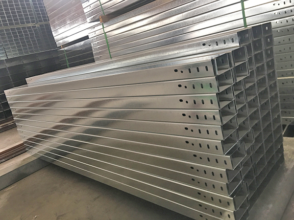 热浸锌电缆桥架