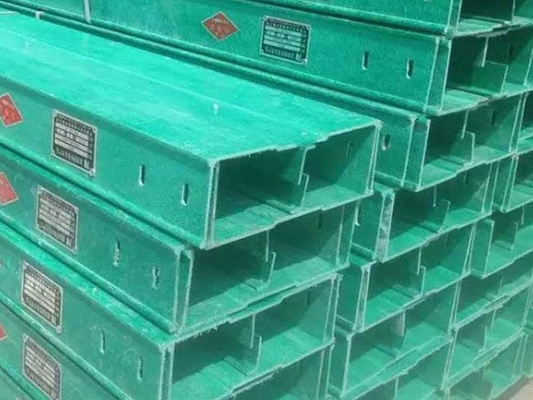 玻璃钢电缆桥架