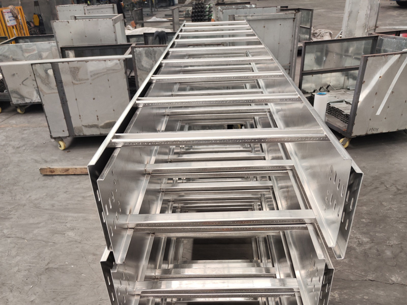 铝合金电缆桥架