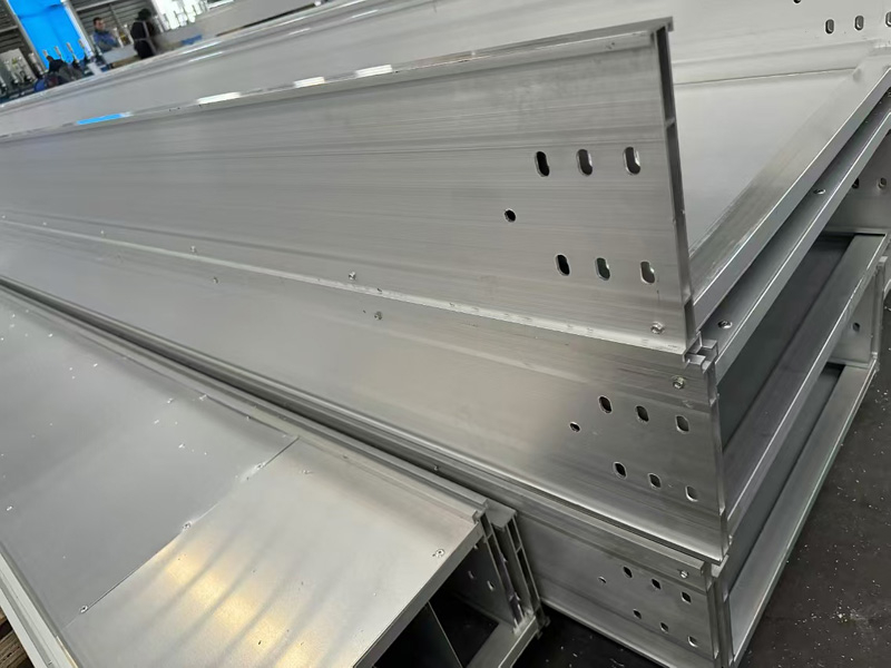 铝合金电缆桥架