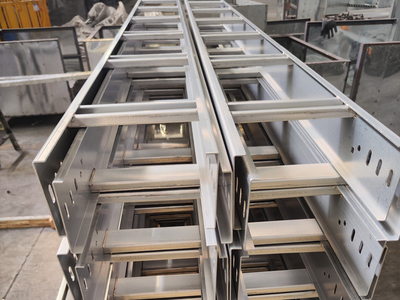 铝合金电缆桥架