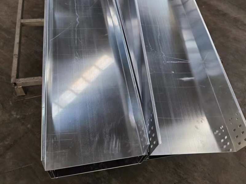 铝合金电缆桥架