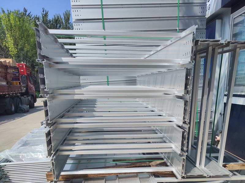 铝合金电缆桥架