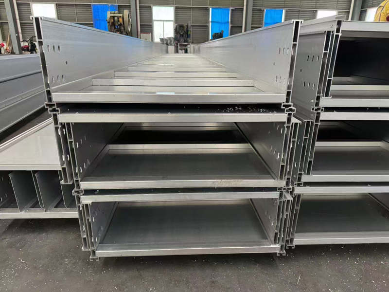 铝合金电缆桥架