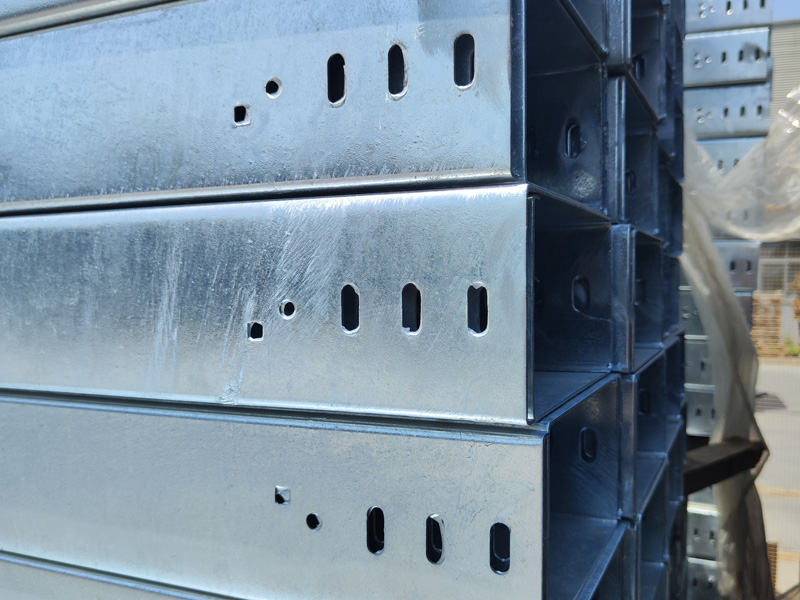 热浸锌电缆桥架